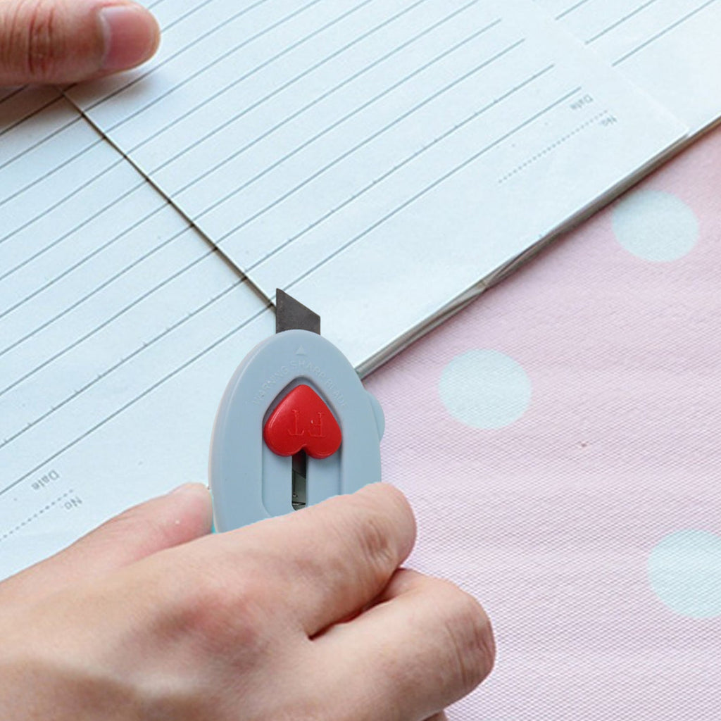 Mini Utility Cutter / Knife with Heart-Shaped Safety Lock