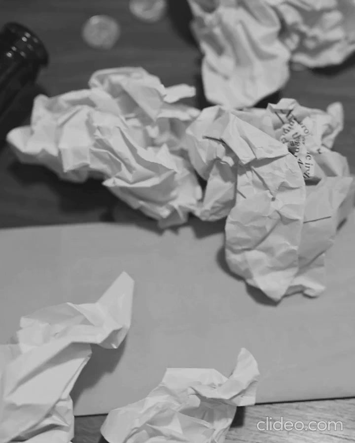 Classy Desktop Push Button Trash Bin